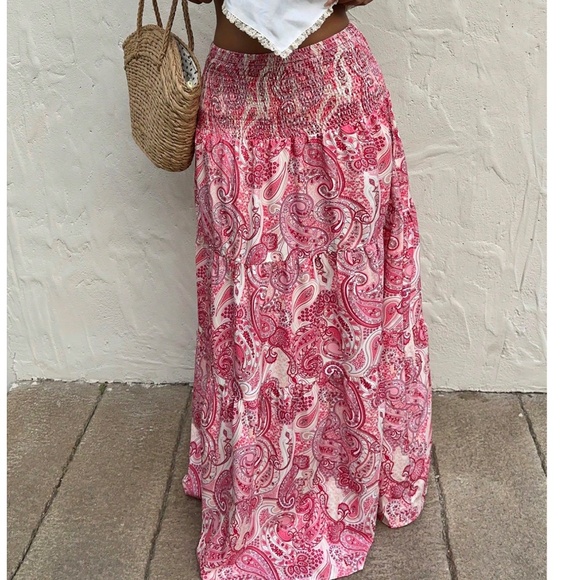 Boho Paisley Print Smocked Stretchy Waist maxi Skirt - Picture 2 of 8
